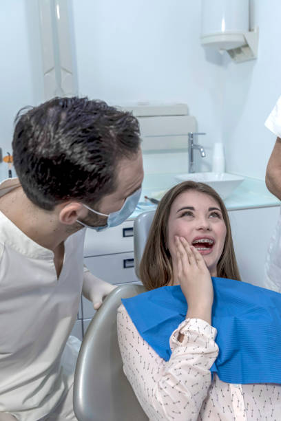 Best Emergency Treatment for Toothache in Portland, IN